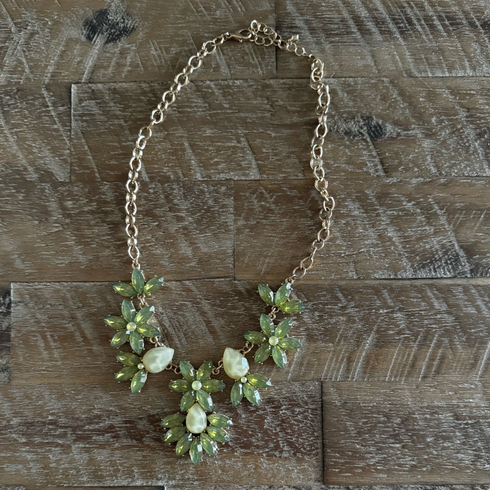 Green Costume Jewelry Chunky Necklace